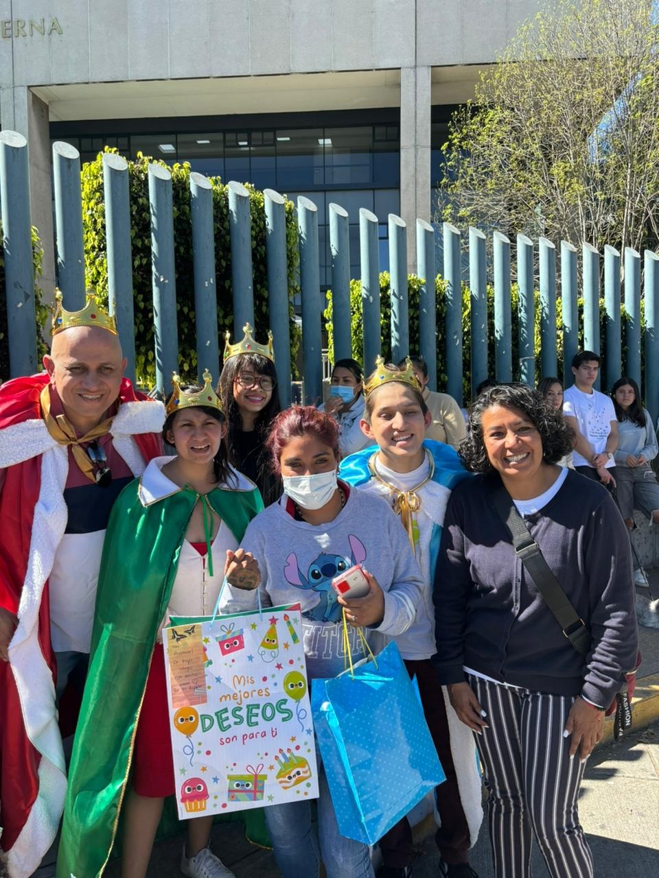 Familias y voluntarios